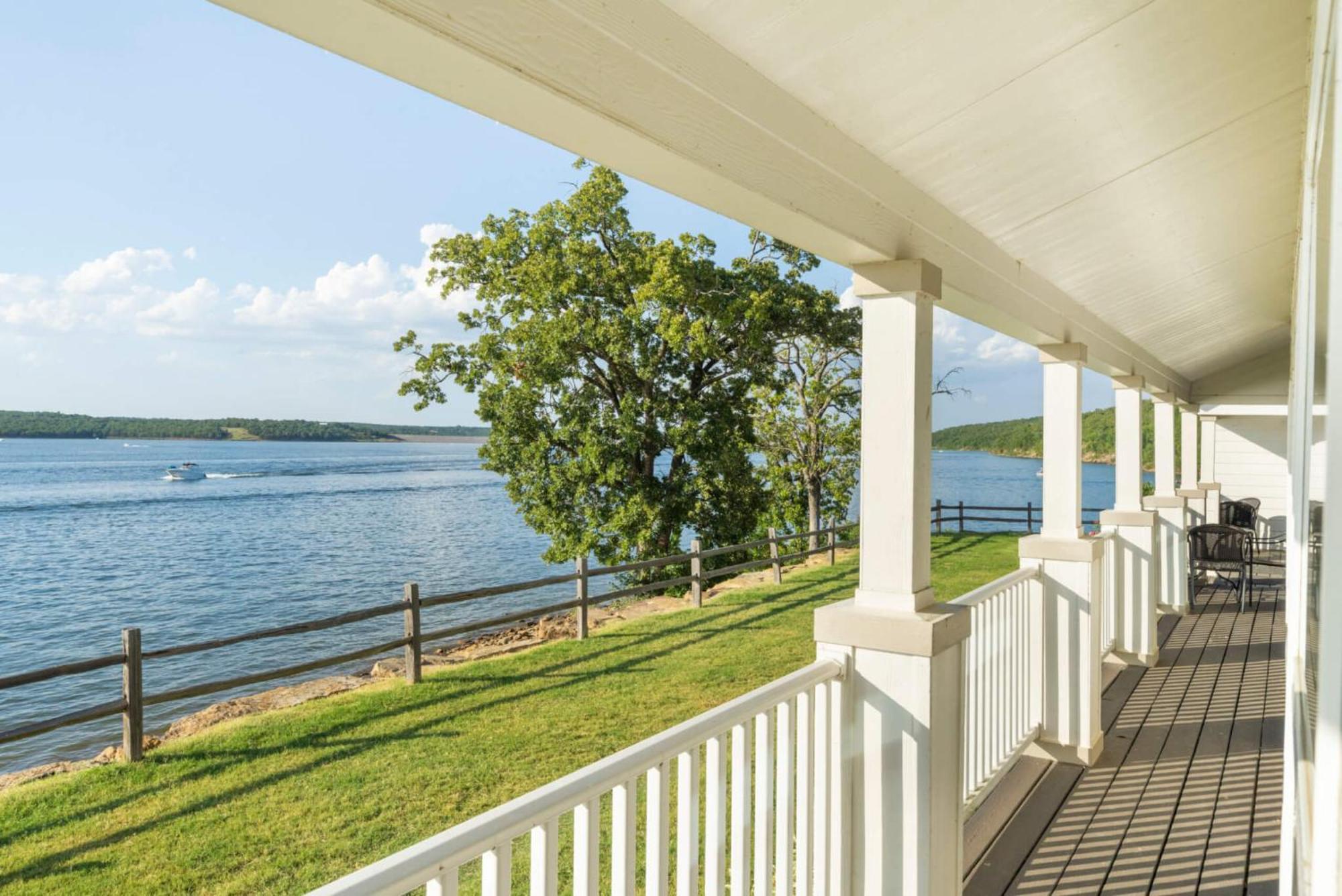 Crosstimbers Marina And Cottages Sperry Exterior foto