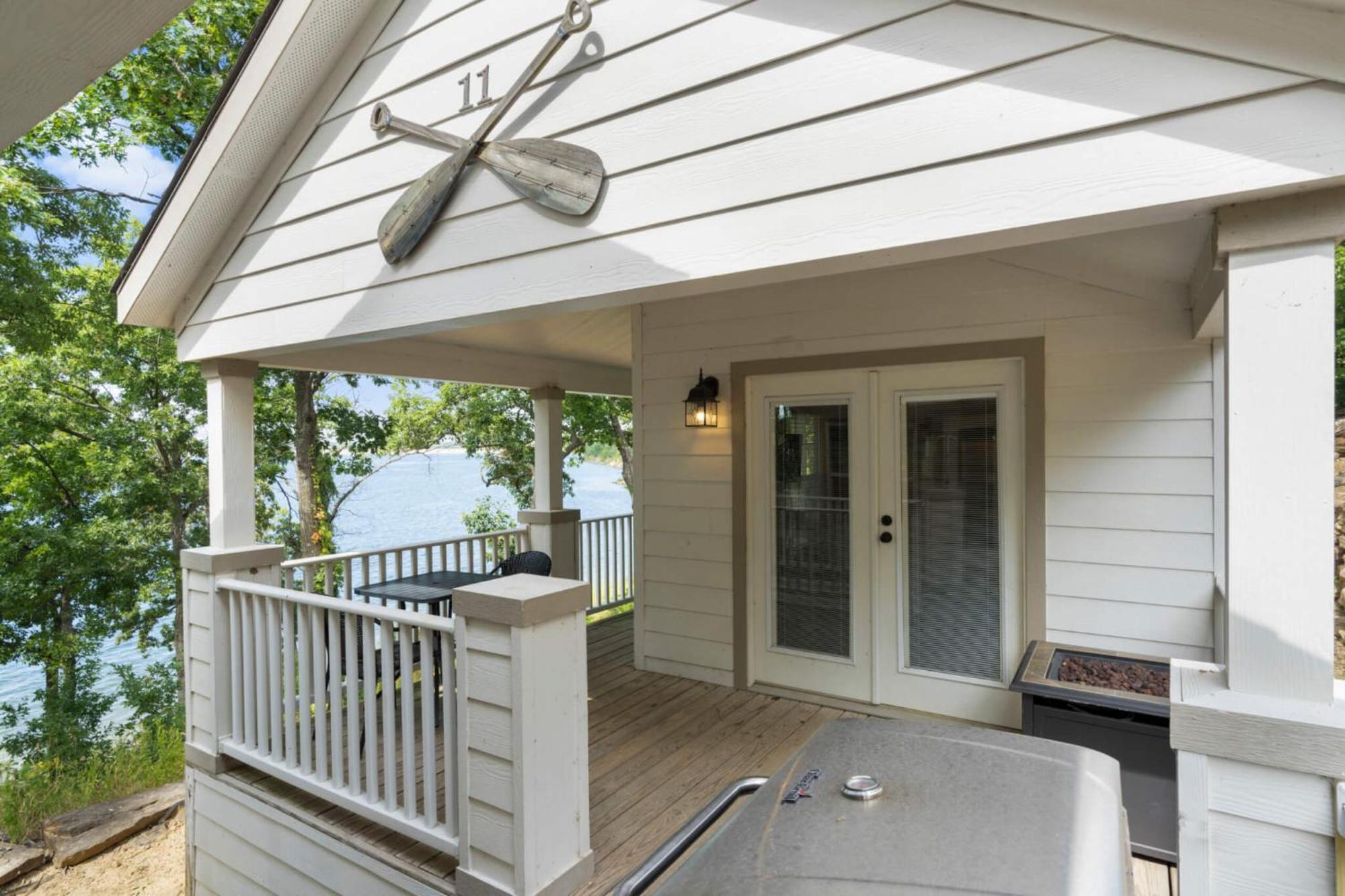 Crosstimbers Marina And Cottages Sperry Exterior foto